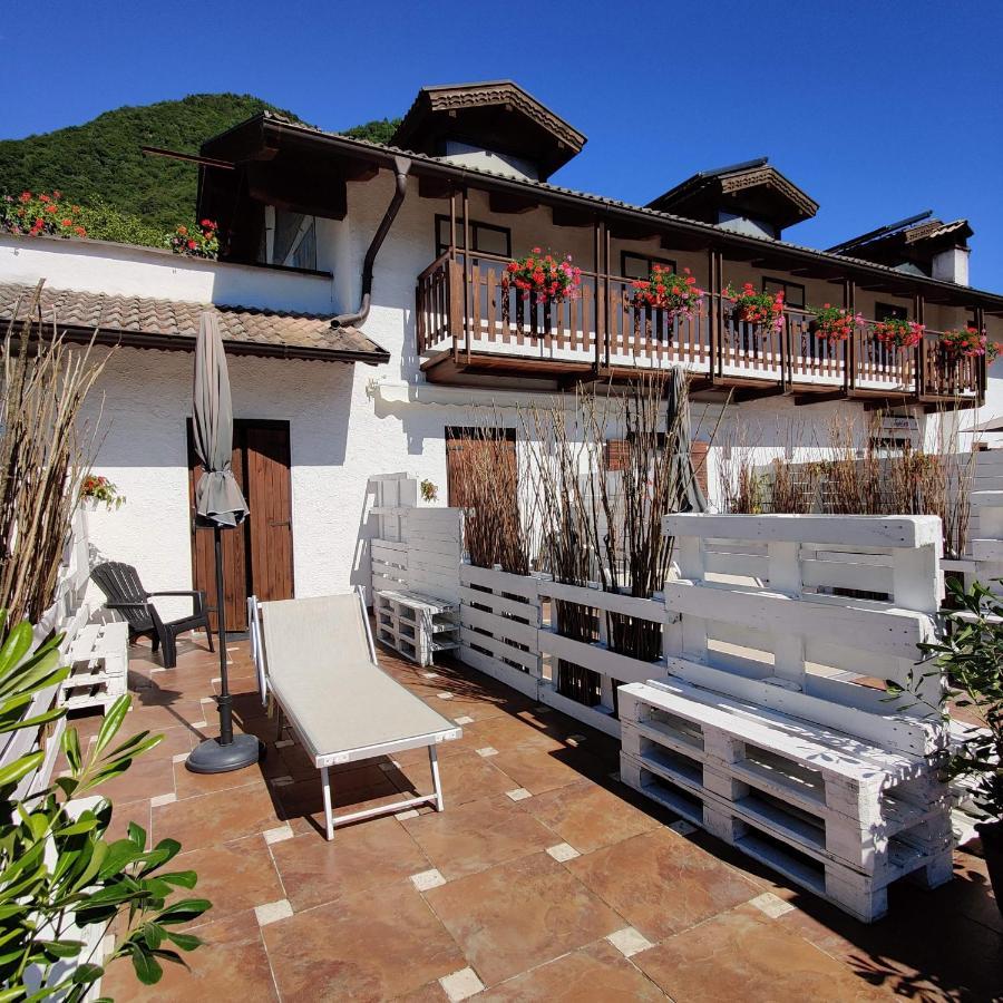Garni Al Laghet Hotel Tenno Exterior photo