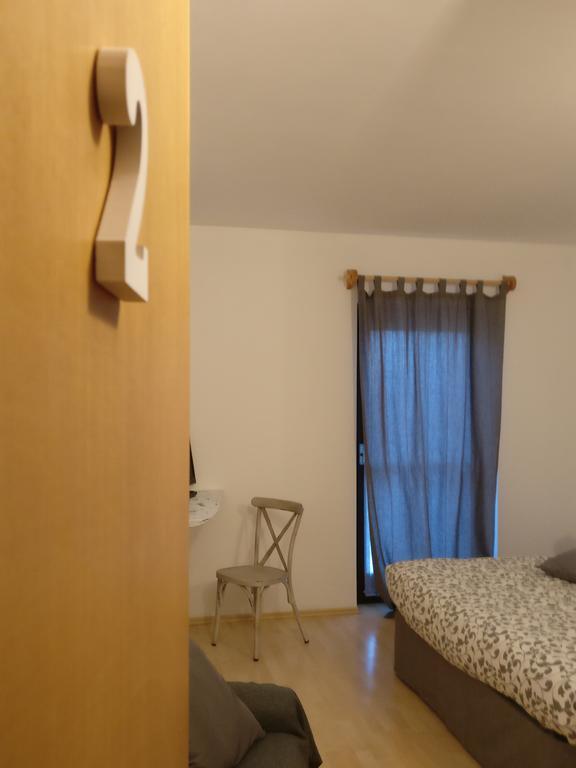 Garni Al Laghet Hotel Tenno Exterior photo